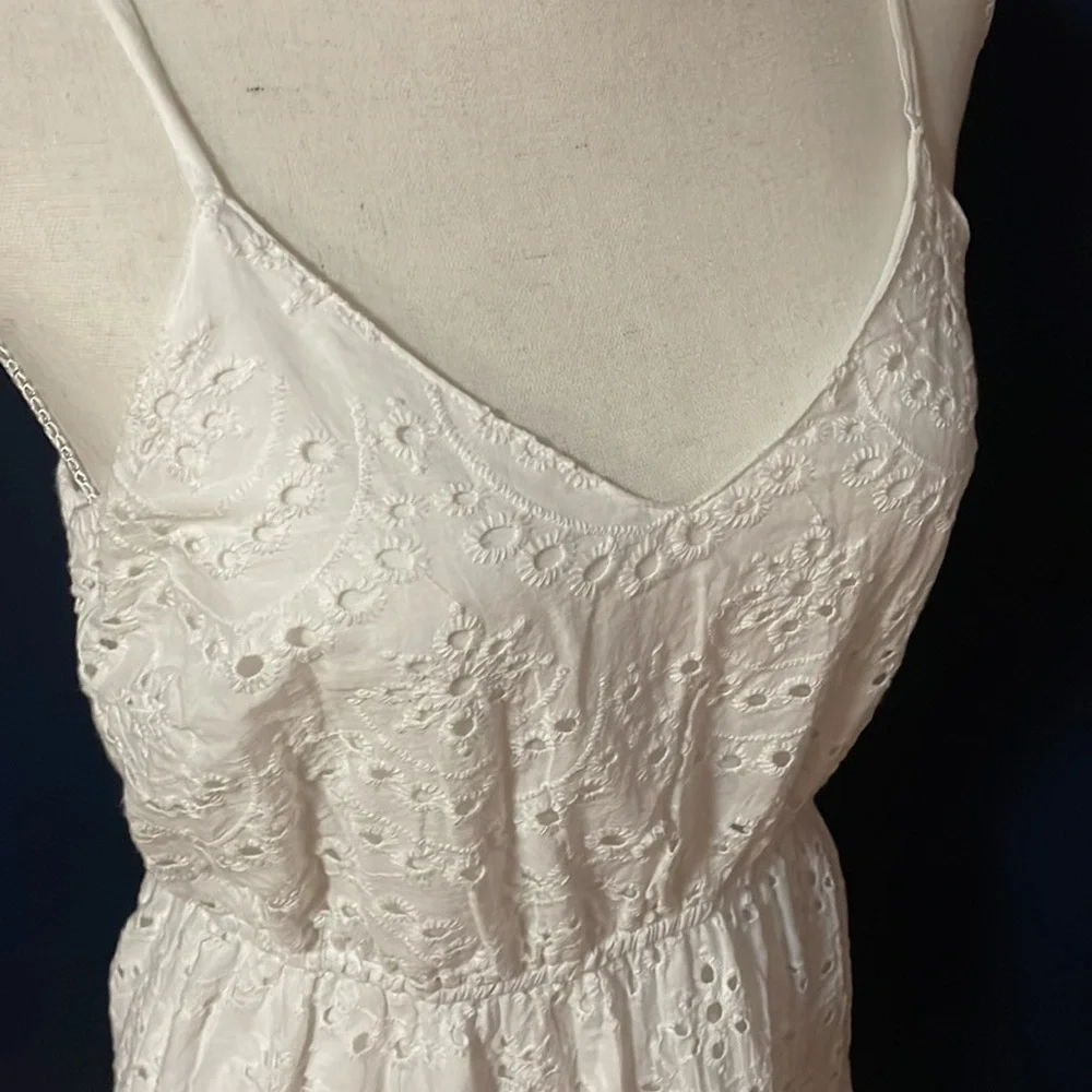 Japna Eyeless Dress White Spaghetti Straps - Picture 5 of 8